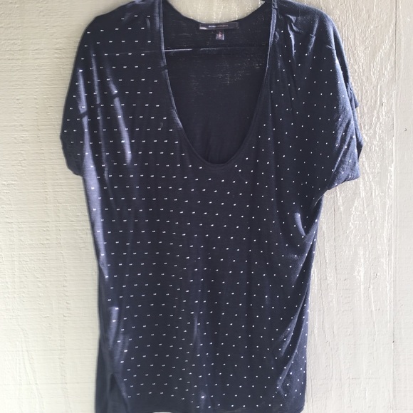 Black and Gold not so Basic Tee - Picture 1 of 3